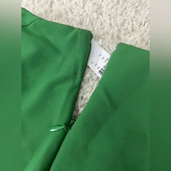 Women’s Large Green NY & Company Sleeveless Romper NWT - Picture 3 of 9